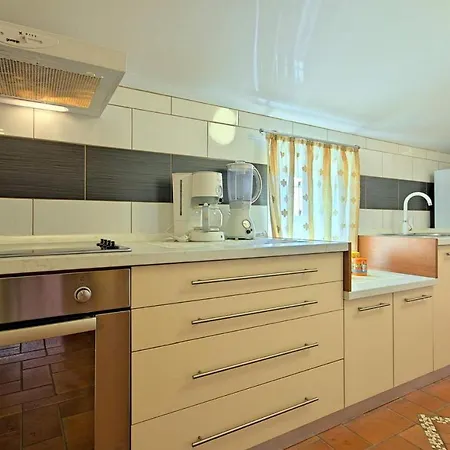 Stunning In With Kitchen Porec